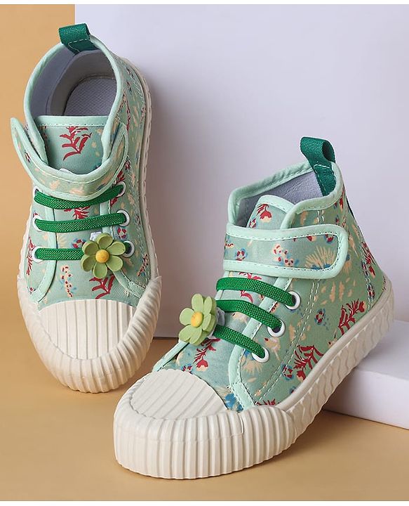 Cute Walk by Babyhug Casual Shoes with Velcro Closure Floral Applique - Blue
