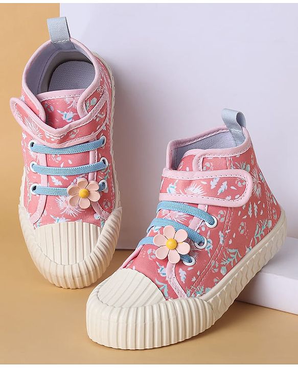 Cute Walk by Babyhug Casual Shoes with Velcro Closure Floral Applique - Blue