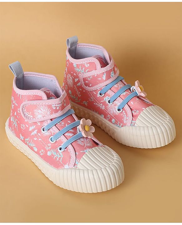 Cute Walk by Babyhug Casual Shoes with Velcro Closure Floral Applique - Blue