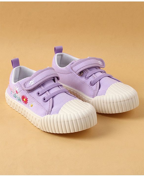 Cute Walk by Babyhug Casual Shoes with Velcro Closure & Floral Embroidery - Purple