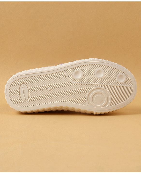 Cute Walk by Babyhug Casual Shoes with Velcro Closure & Floral Embroidery - Purple