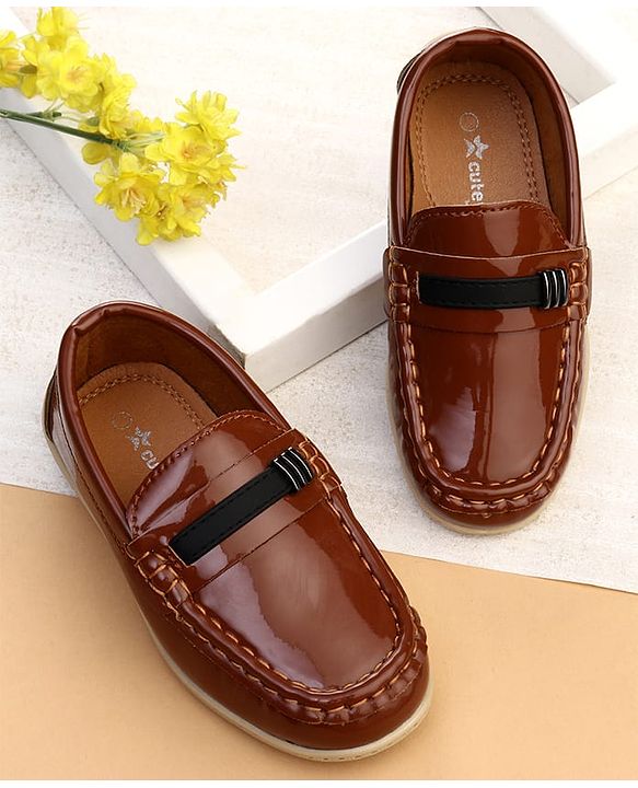 Cute Walk by Babyhug Slip On Loafers With Applique - Brown