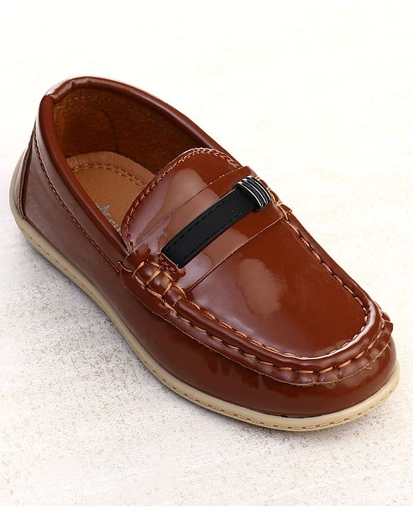 Cute Walk by Babyhug Slip On Loafers With Applique - Brown