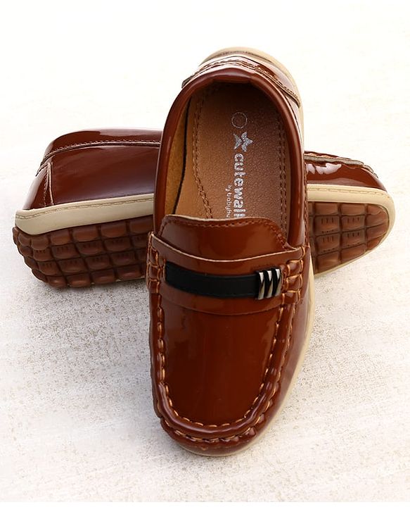Cute Walk by Babyhug Slip On Loafers With Applique - Brown