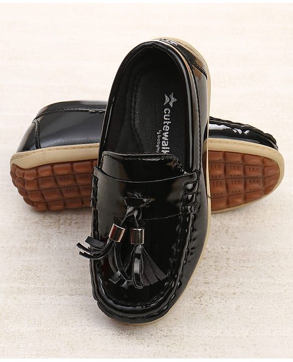 Cute Walk by Babyhug Slip On Loafers With Applique - Black