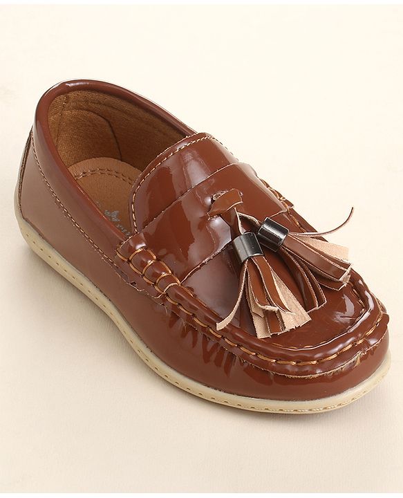Cute Walk by Babyhug Slip On Loafers With Applique - Black