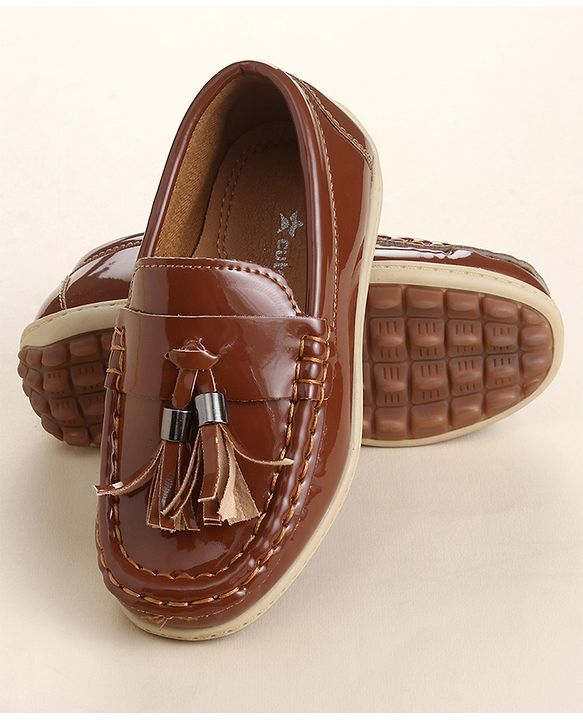 Cute Walk by Babyhug Slip On Loafers With Applique - Black