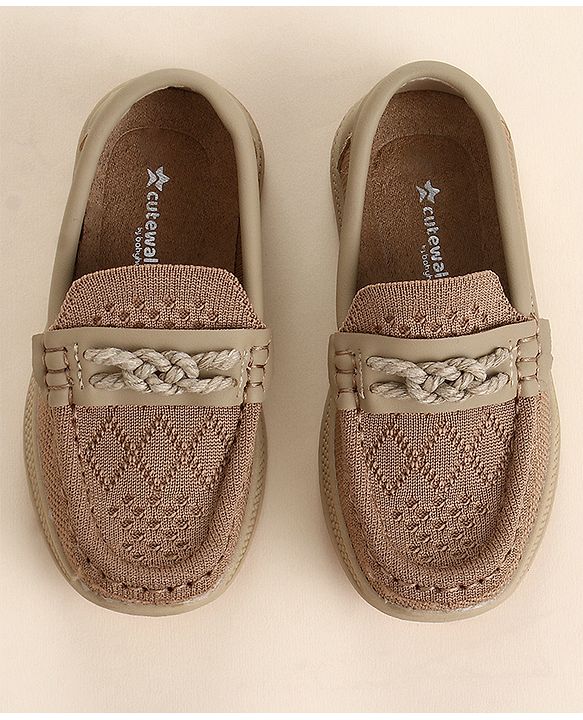 Cute Walk by Babyhug Slip On Solid Loafer - Beige