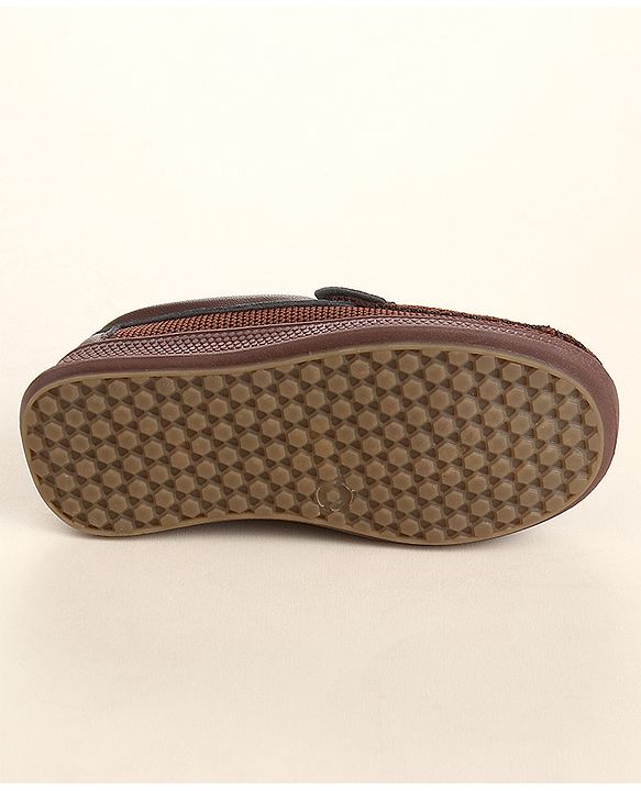 Cute Walk by Babyhug Slip On Solid Loafer - Beige