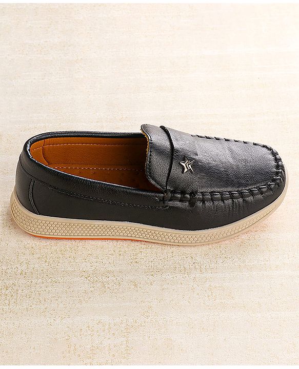 Cute Walk by Babyhug Slip On Solid Loafers - Black