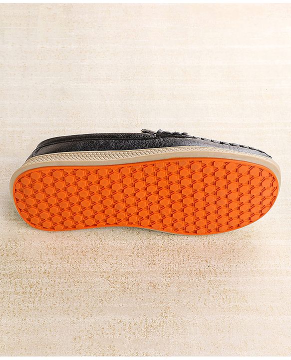 Cute Walk by Babyhug Slip On Solid Loafers - Black