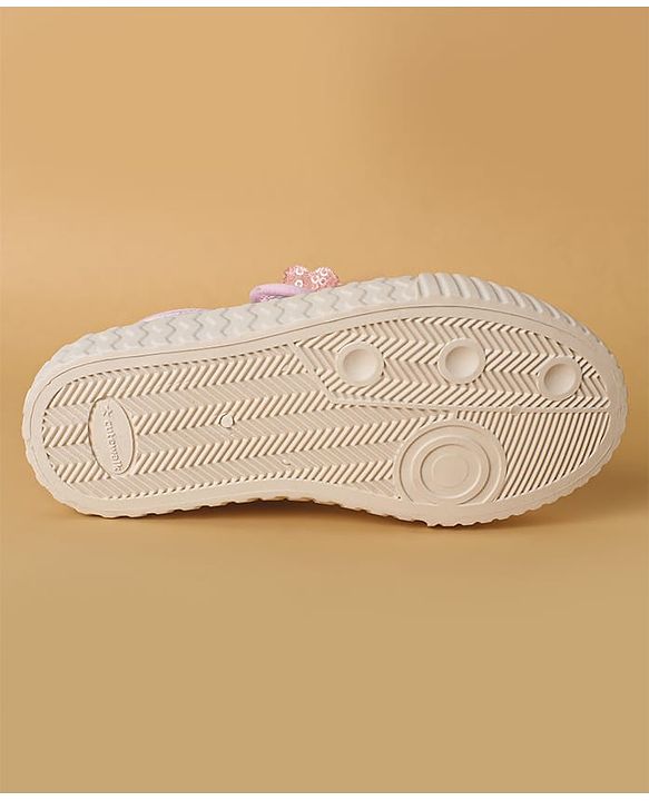 Cute Walk by Babyhug Casual Shoes with Velcro Closure Butterfly Applique- Pink