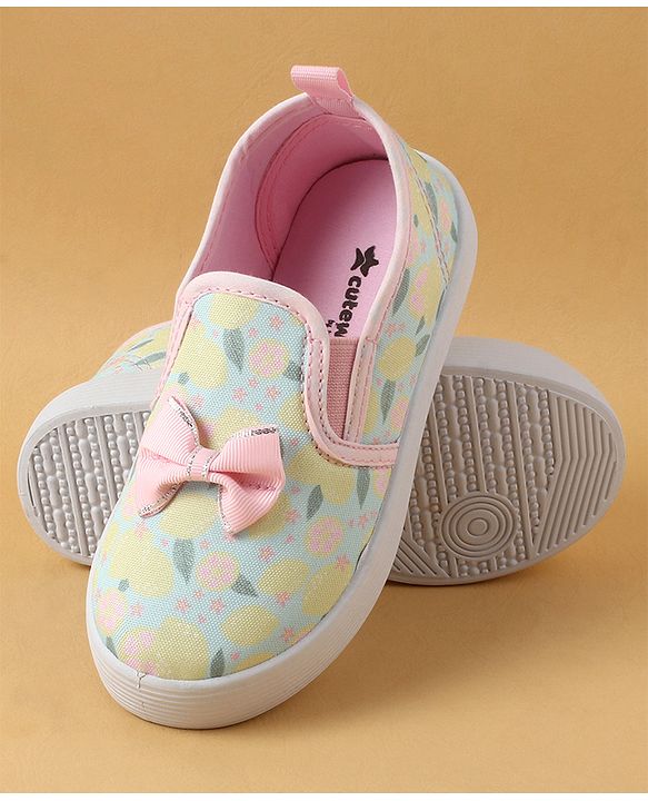 Cute Walk by Babyhug Slip On Casual Shoes with Bow Applique & Lemon Print - Pink
