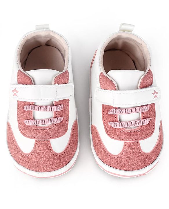 Cute Walk by Babyhug Velcro Closure Booties - Pink