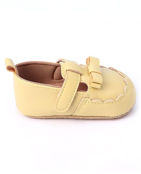 Cute Walk by Babyhug Velcro Closure Booties with Bow Applique -  Pink