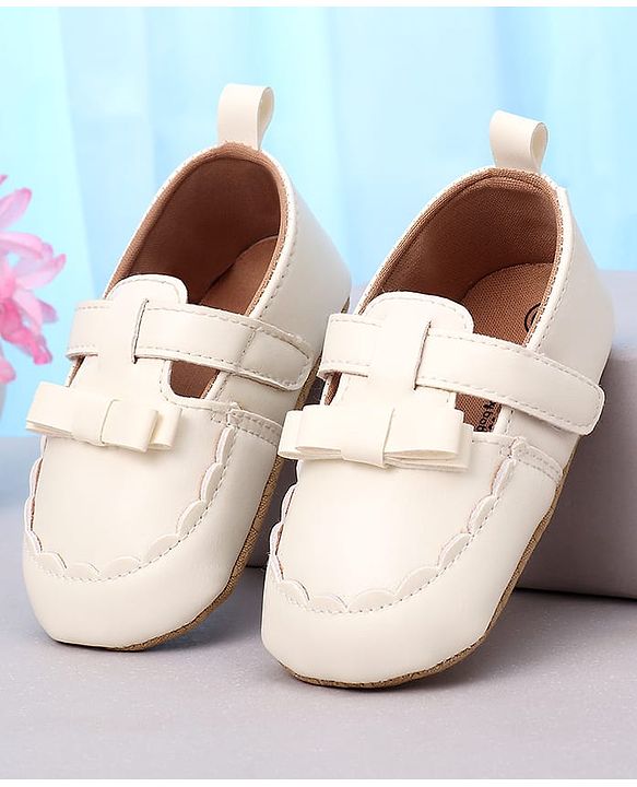 Cute Walk by Babyhug Velcro Closure Booties with Bow Applique -  Pink