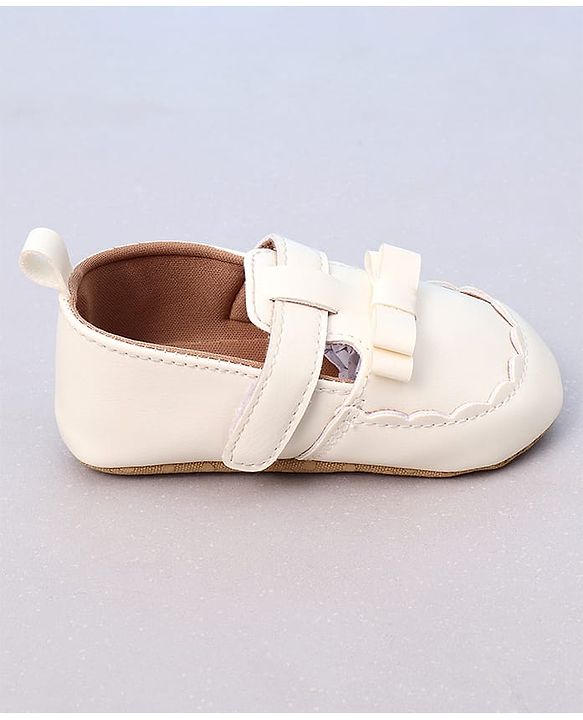 Cute Walk by Babyhug Velcro Closure Booties with Bow Applique -  Pink