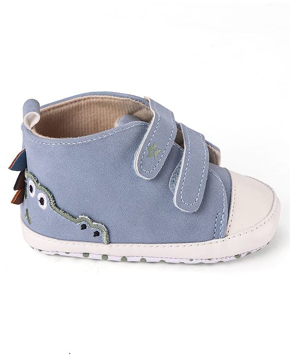 Cute Walk by Babyhug Velcro Closure Booties with Crocodile Applique - Light Blue