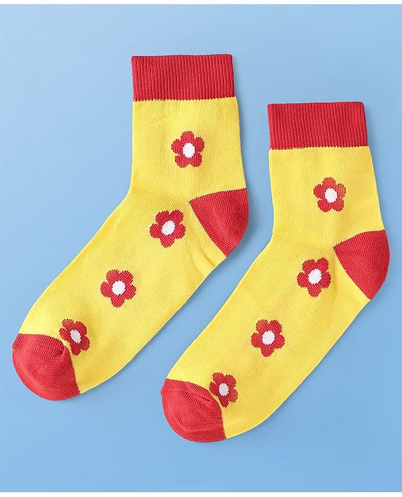Pine Kids Cotton Knit Ankle Length Socks With Floral & Polka Dots Design Pack Of 3 ( Colour May Vary )