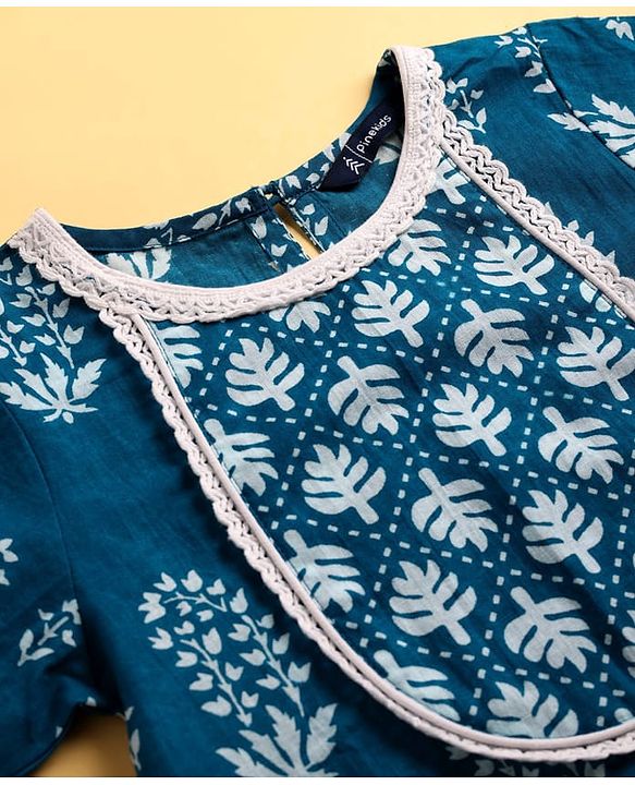Pine Kids Cotton Woven Three Fourth Sleeves Kurti Palazzo Set with Dupatta & Floral Print - Navy Blue