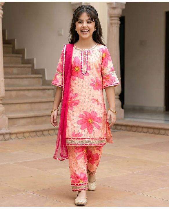 Pine Kids Woven Three Fourth Sleeves Floral Printed Kurta Churidar Set With Dupatta - Pink