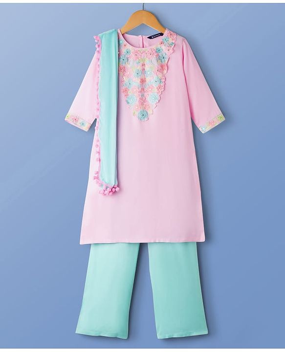 Pine Kids Woven Three Fourth Sleeves Kurta Churidar & Dupatta Set With Floral Embriodery - Lilac