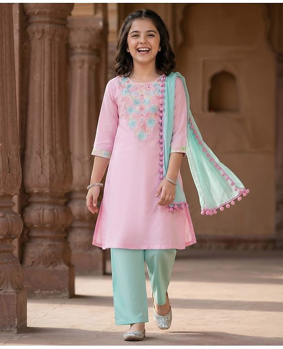 Pine Kids Woven Three Fourth Sleeves Kurta Churidar & Dupatta Set With Floral Embriodery - Lilac