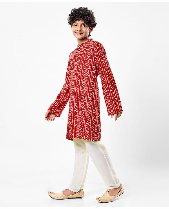 Pine Kids Woven Mandarin Collar Full Sleeves Kurta Pyjama Set With Bandhani Print - Red