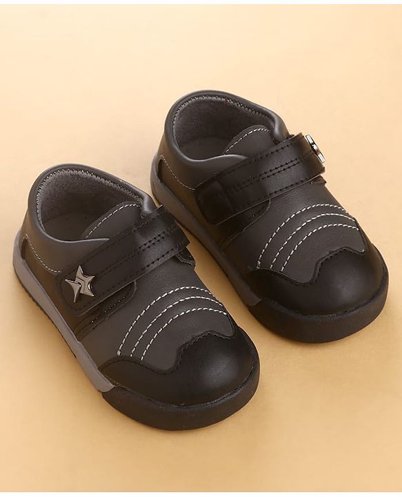 Cute Walk by Babyhug Casual Shoes with Velcro Closure - Brown & Beige