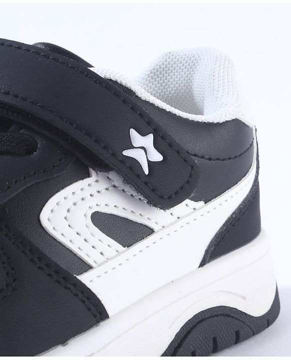 Cute Walk by Babyhug Velcro Closure Sneakers - Black