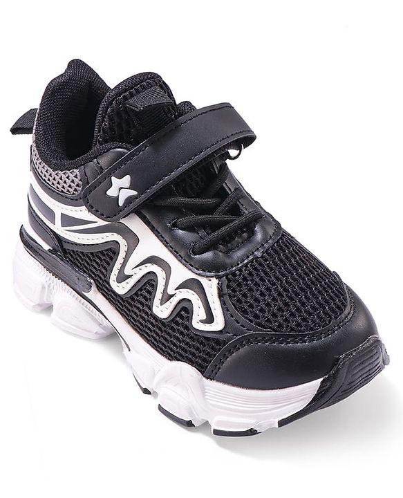 Cute Walk by Babyhug Sneaker Shoes With Velcro Closure - Black
