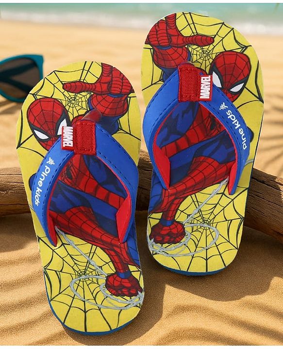Pine Kids Marvel Slip On Flip Flops With Spiderman Print - Yellow & Blue