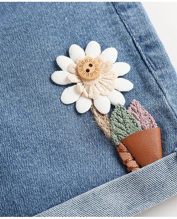 Babyhug Mid Thigh Length Shorts With Stretch Bow & Floral Applique - Blue