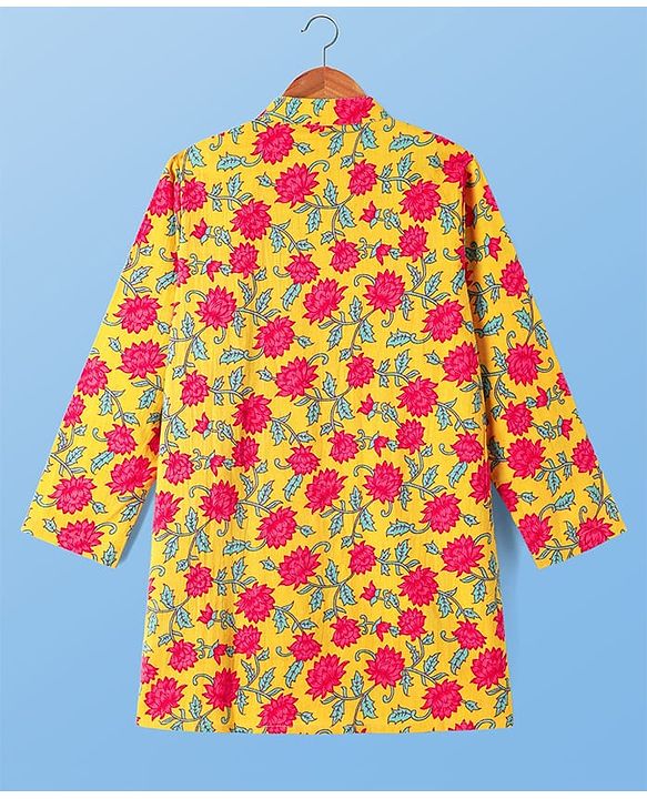 Pine Kids Cotton Woven Mandarin Collar Full Sleeves Kurta Pajama Set With Floral Print - Mustard