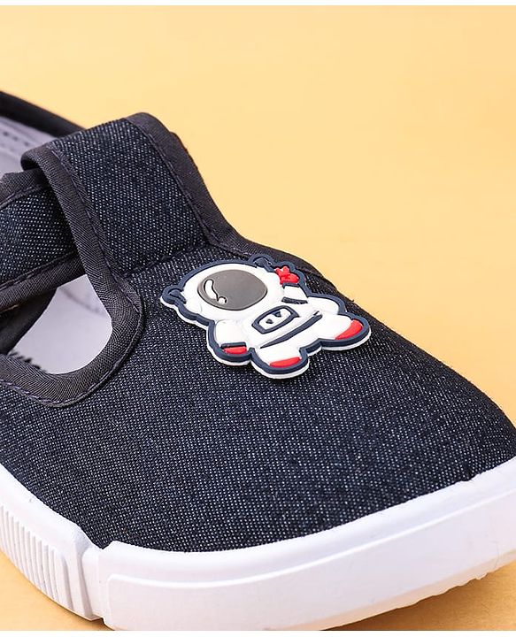 Cute Walk by Babyhug Casual Shoes with Velcro Closure & Astronaut Patch - Navy Blue