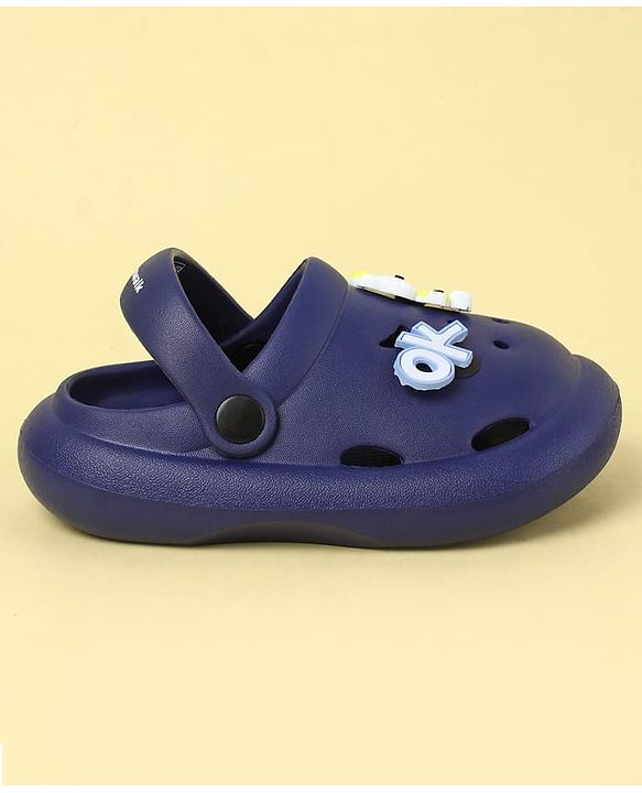 Cute Walk by Babyhug Clogs With Back Strap Closure & Kitty  Applique - Purple