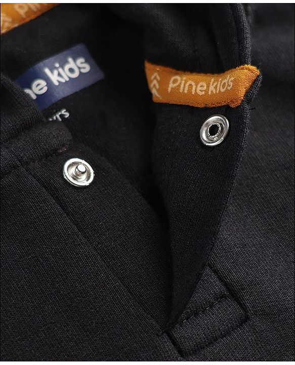 Pine Kids Cotton Knit Full Sleeves Hooded Sweatshirt With Tiger Print - Black