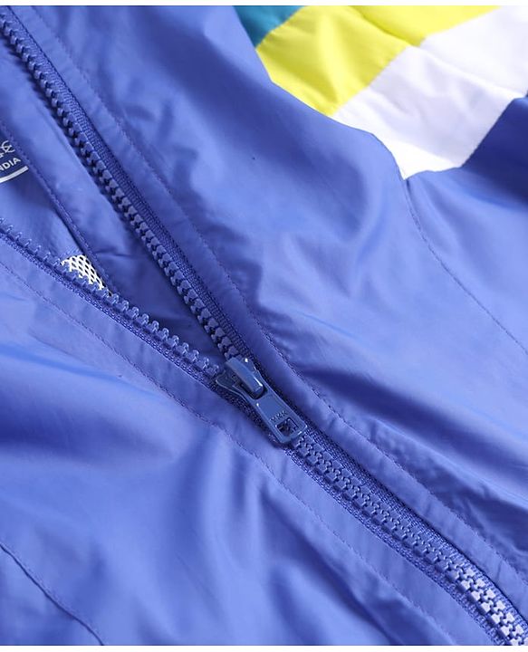 Pine Active Woven Full Sleeves Ultra Comfort Lightweight Windbreaker Athleisure Colour Block Hooded Jacket - Blue