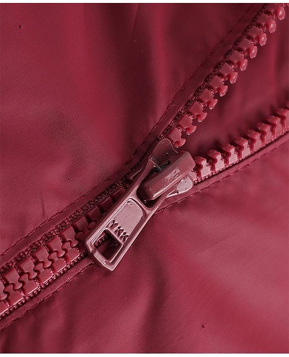 Pine Active Woven Full Raglan Sleeves Colour Block Ultra Comfort Lightweight Windbreaker Athleisure Hooded Jacket With Tape Detailing - Maroon