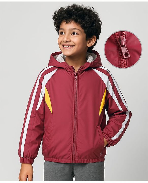 Pine Active Woven Full Raglan Sleeves Colour Block Ultra Comfort Lightweight Windbreaker Athleisure Hooded Jacket With Tape Detailing - Maroon