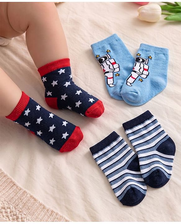 Cute Walk by Babyhug Knit Ankle Length Anti Bacterial Socks with Star Stripe & Astronaut Design Pack of 3 - Multicolor