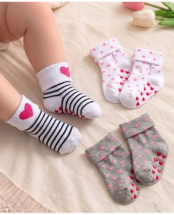 Cute Walk by Babyhug Ankle Length Anti Bacterial Anti Skid Socks with Heart Deign & Stripes Pack of 3 - Grey & White