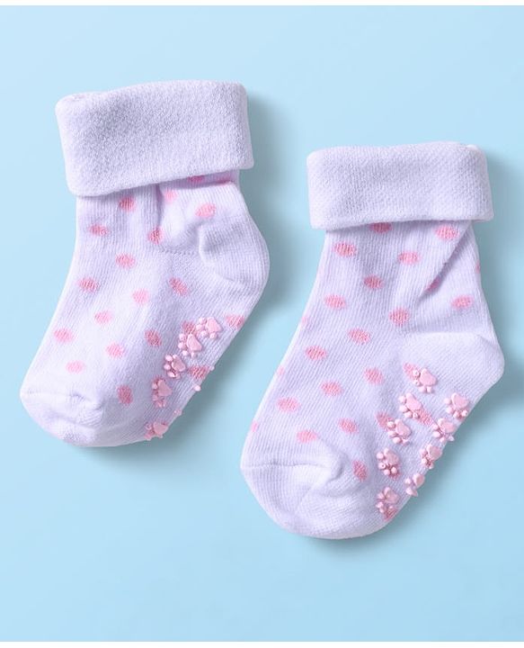 Cutewalk by Babyhug Ankle Length Anti-Bacterial Anti Skid Socks with Stripes & Heart Design Pack of 3 - Pink & White