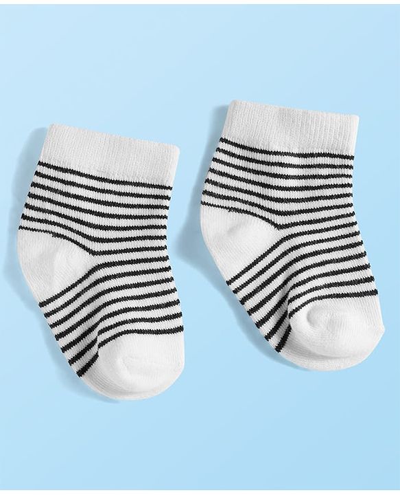 Cute Walk by Babyhug Knit Ankle Length Anti Bacterial Socks with Stripes & Football Design Pack of 5 - Navy Blue & White