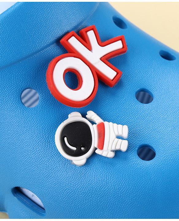 Cute Walk by Babyhug Back Strap Closure Clogs With Astronaut Applique - Blue