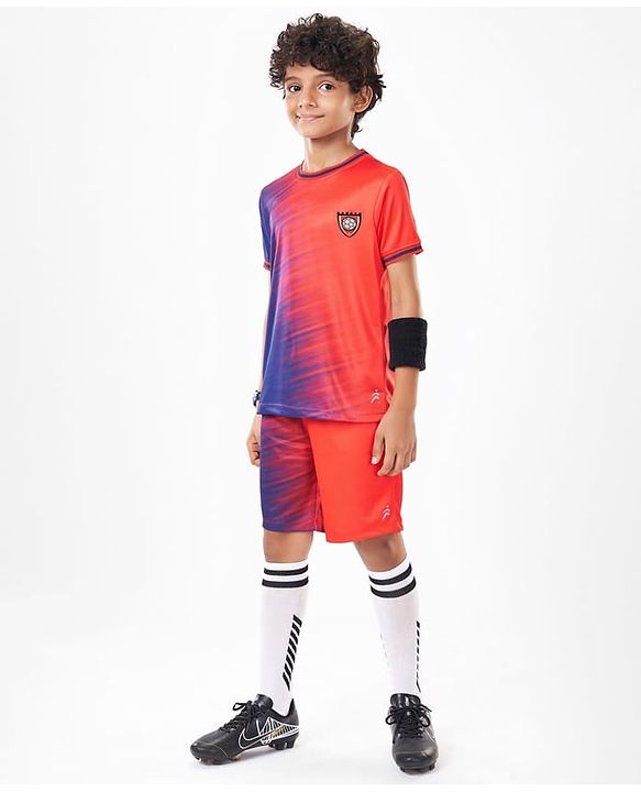 Pine Active Knit Half Sleeves Printed T-Shirt & Shorts Set - Red