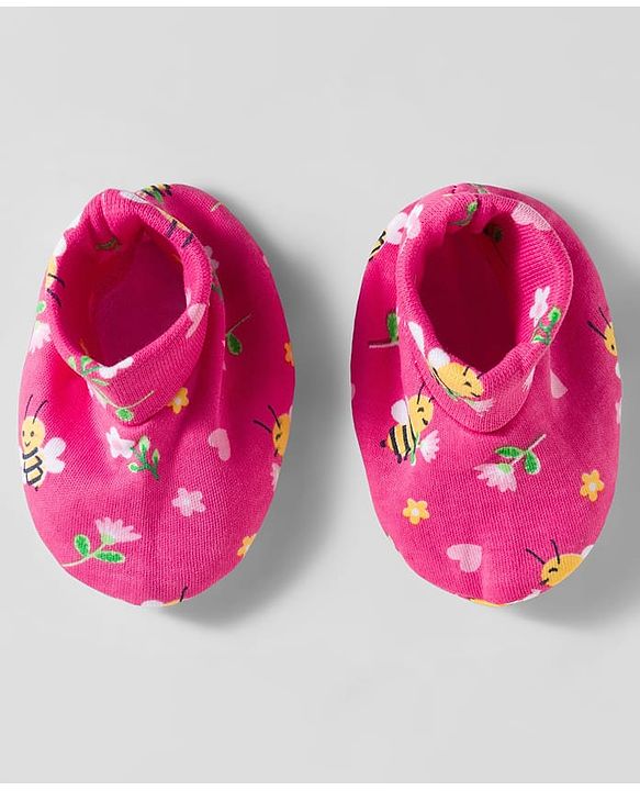 Babyhug 100% Cotton Interlock Knit Cap Mittens & Booties Set With Floral Print Pink - Diameter 28 cm