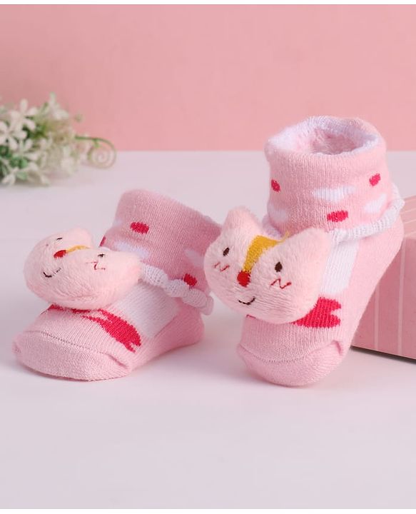 Cute Walk by Babyhug Fabric Socks With Heart Design & Cat Applique - Pink