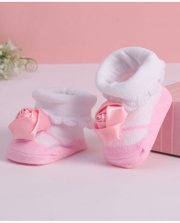 Cute Walk by Babyhug Fabric Socks With Floral Applique - White & Pink