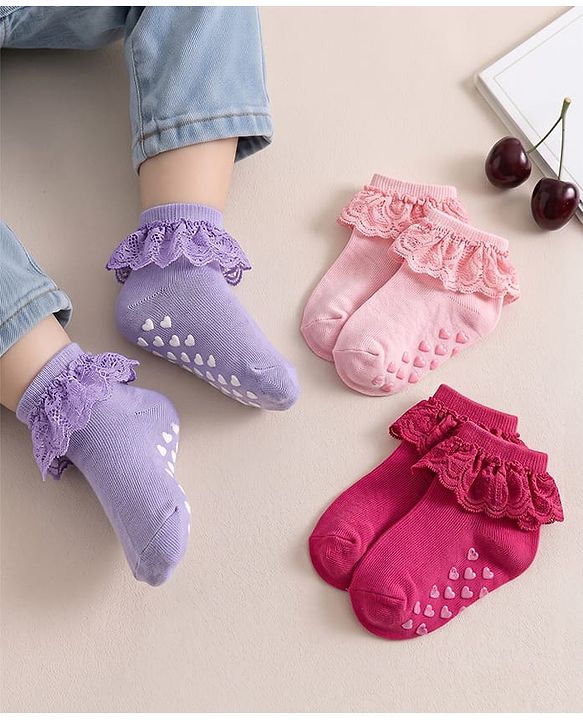 Cute Walk By Babyhug Cotton Knit Anti Bacterial Ankle Length Socks With Lace Detailing & Heart Design Pack Of 3 - Multi Colour